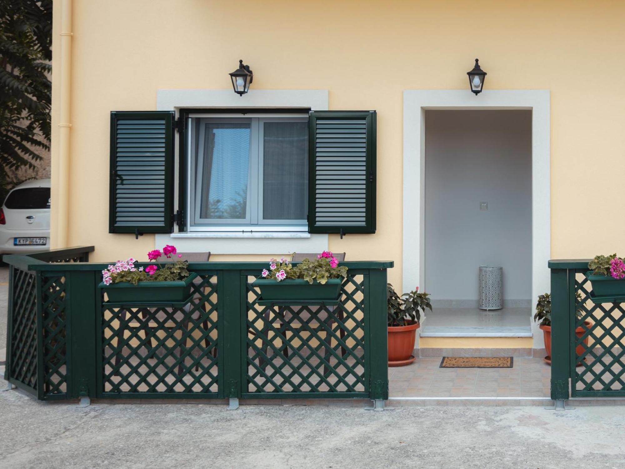 Nostalgia Corfu Town Apartments Екстериор снимка
